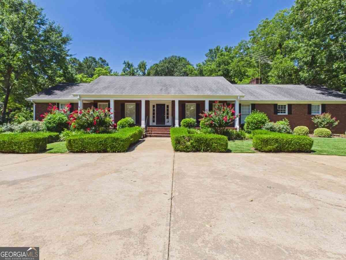 Homes For Sale - 2390 Greensboro Highway<br/> Oconee County, Watkinsville, GA 30677