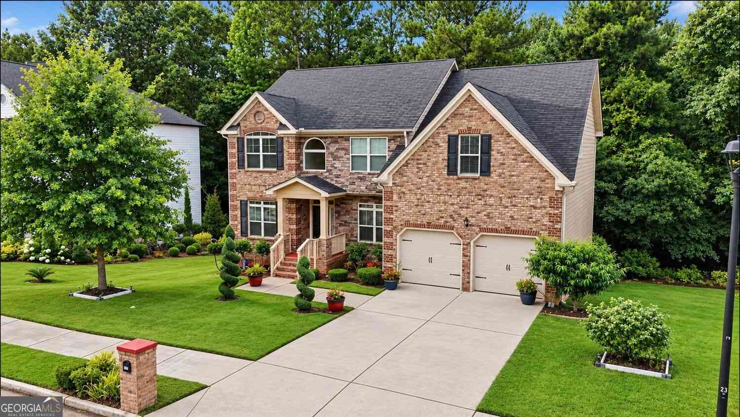 Homes For Sale - 2529 Brittany Park Cove<br/> Ellenwood, GA 30294