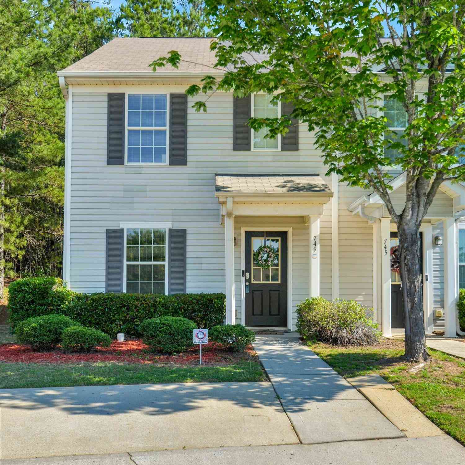 Townhouse For Sale - 749 Outlook Way<br/> South Fulton, GA 30349