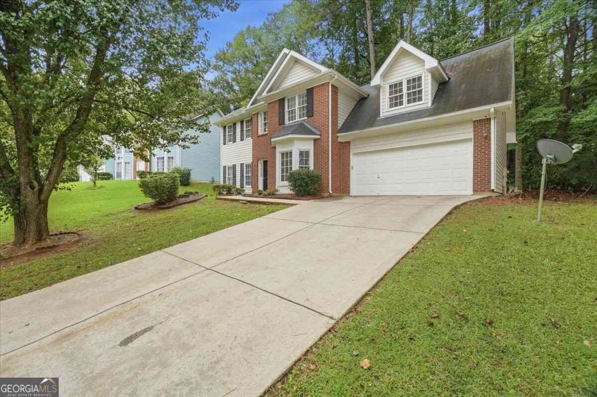 Homes For Sale - 7145 Lone Oak Trace<br/> Dekalb County, Lithonia, GA 30058