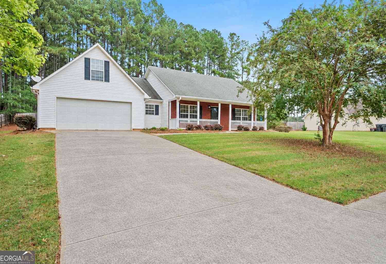 Homes For Sale - 105 Laurel Lane<br/> Walton County, Social Circle, GA 30025