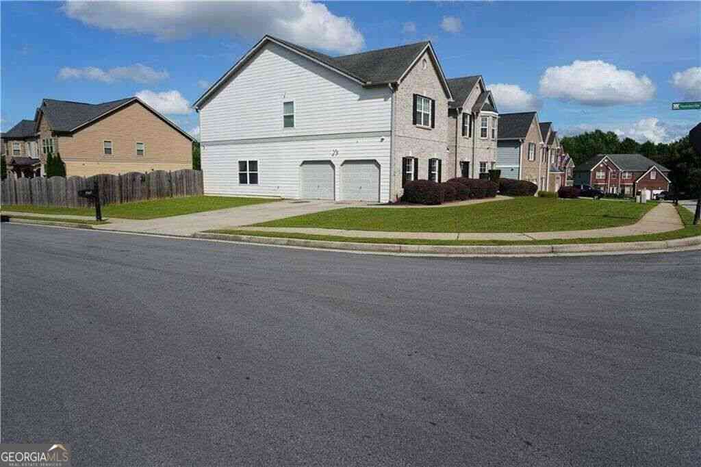 Homes For Sale - 7985 Sandpoint Place<br/> Lithia Springs, GA 30122