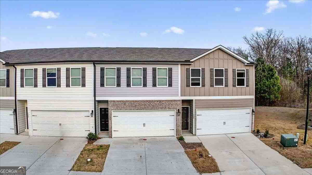 Townhouse For Sale - 136 Brexley Drive<br/> Gordon County, Calhoun, GA 30701