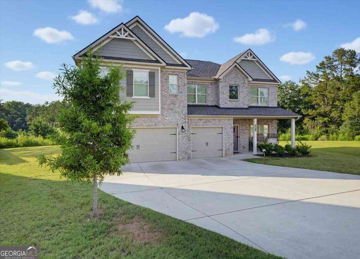Homes For Sale - 517 Redchurch Drive<br/> McDonough, GA 30252