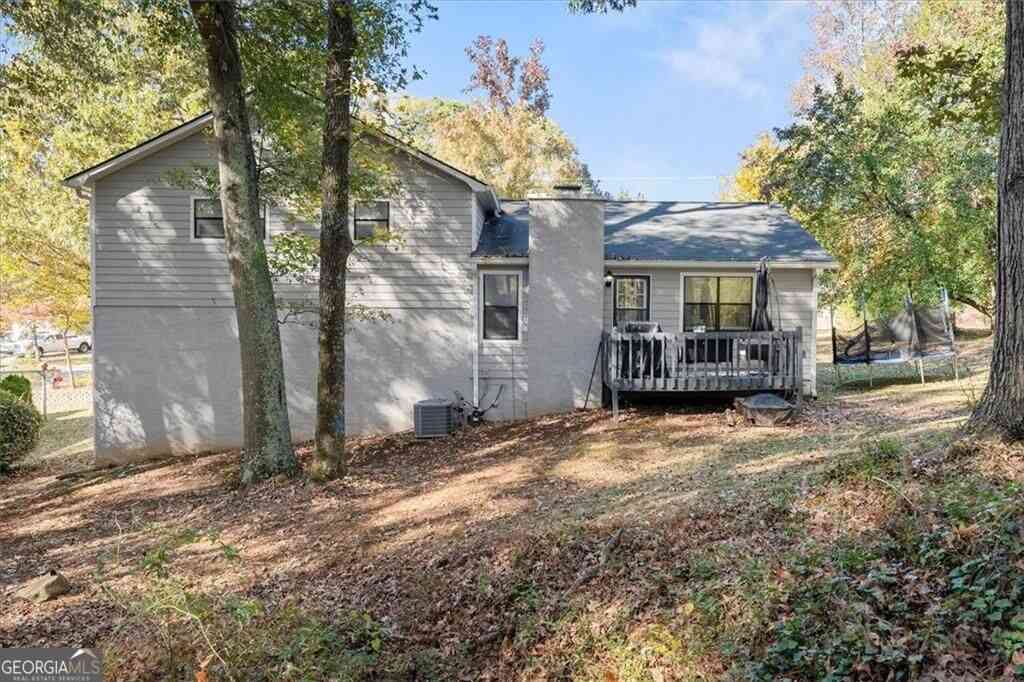 Homes For Sale - 4041 Woodbridge Court<br/> Powder Springs, GA 30127
