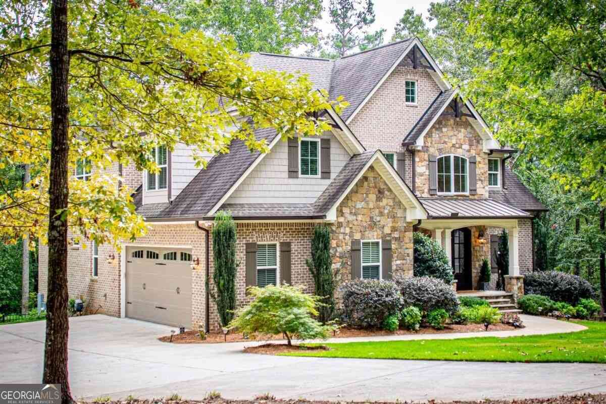 Homes For Sale - 200 Cranston Court<br/> Carrollton, GA 30117