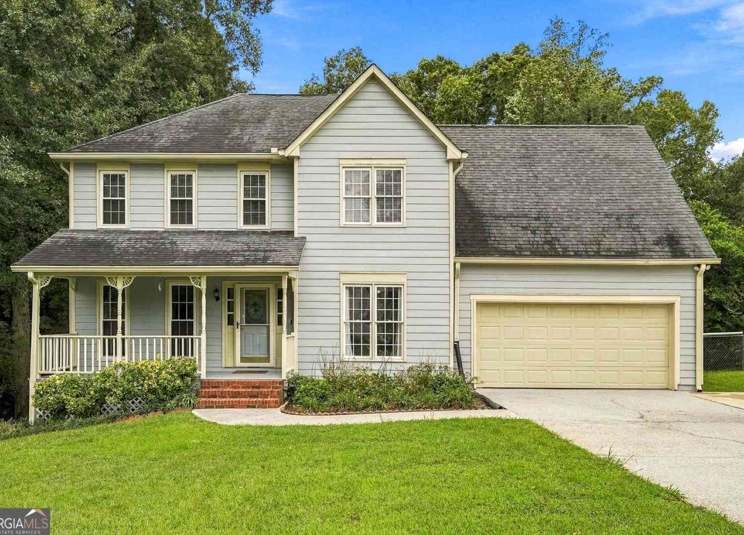 Homes For Sale - 2150 Appleton Circle<br/> Lawrenceville, GA 30043