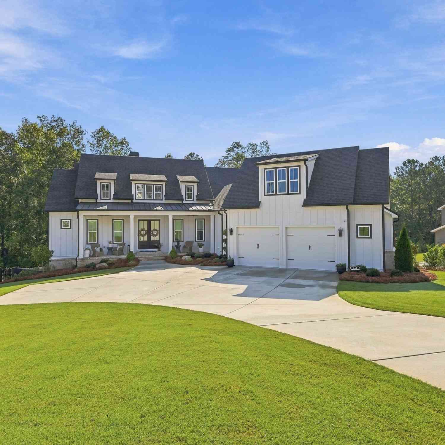 Homes For Sale - 248 N Cove Drive<br/> Coweta County, Newnan, GA 30263