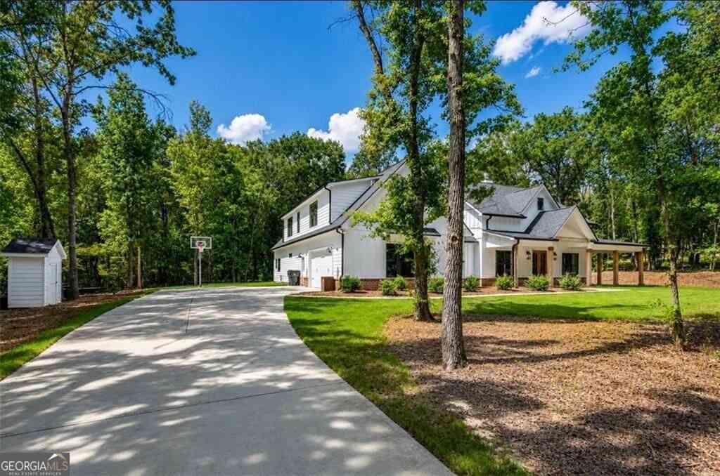 Homes For Sale - 16 Stratford Way<br/> Bartow County, Kingston, GA 30145