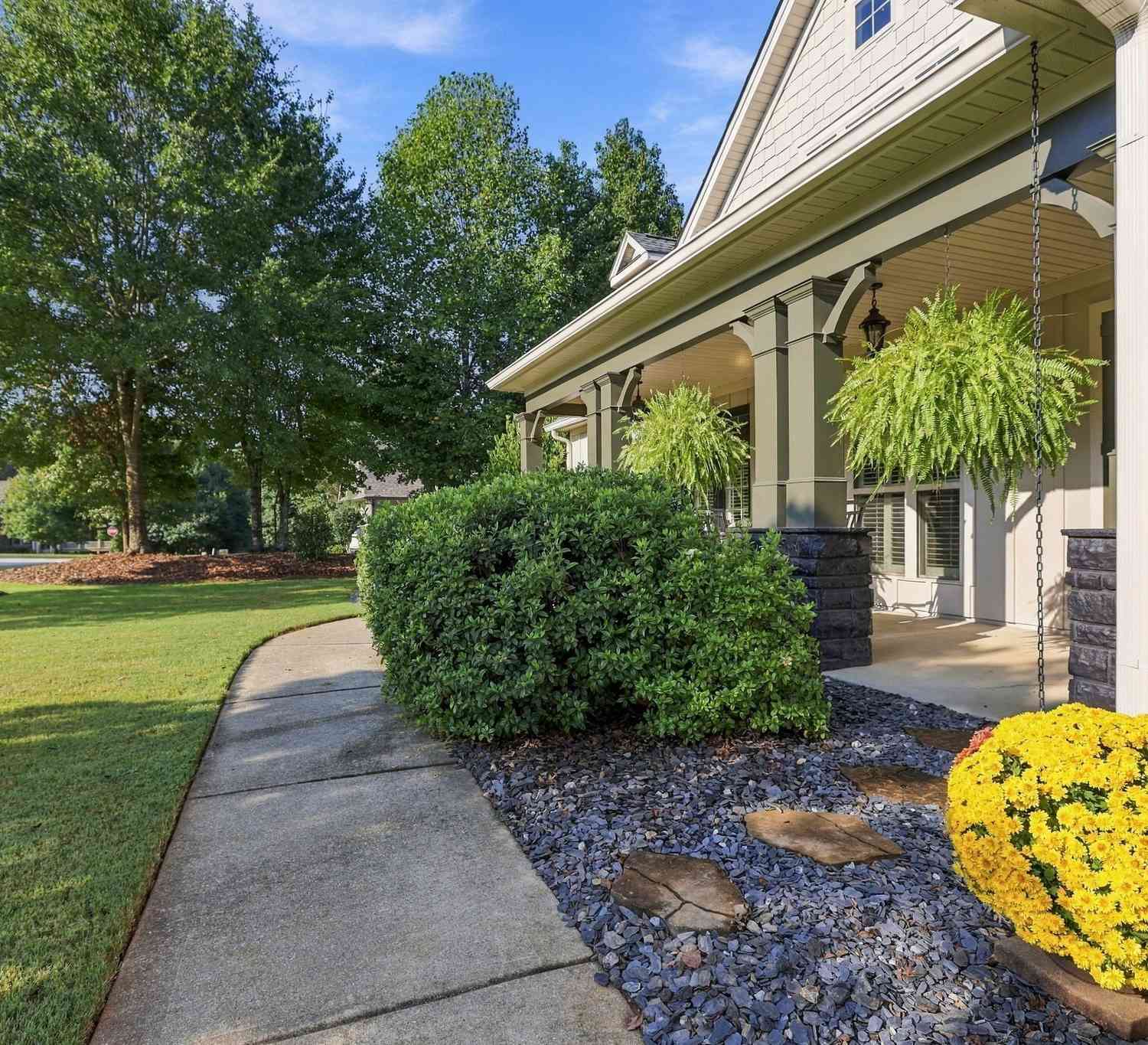 Homes For Sale - 26 Buckeye Court<br/> Coweta County, Sharpsburg, GA 30277