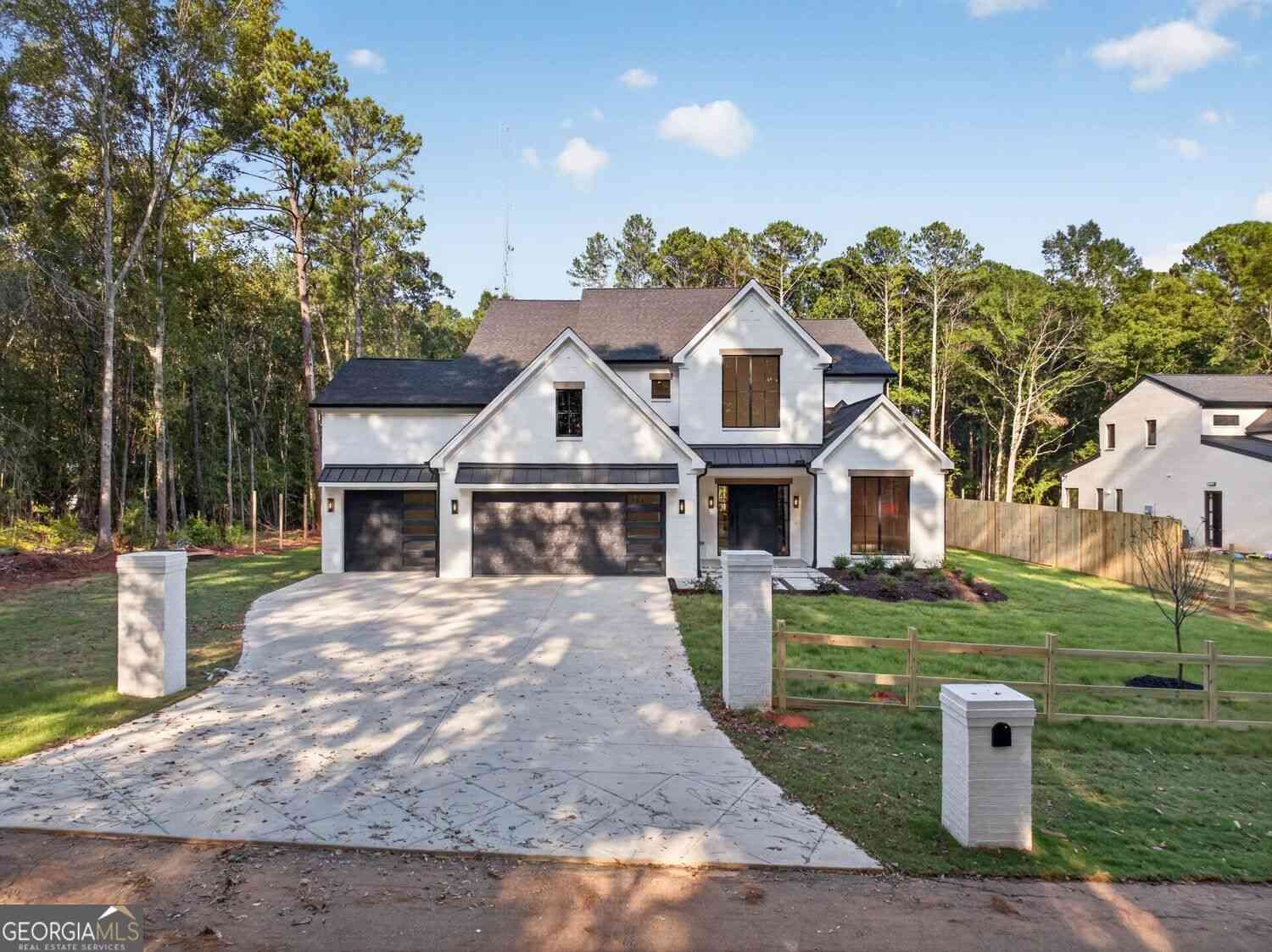 Homes For Sale - 596 Hoke O'kelly Mill Road SW<br/> Loganville, GA 30052