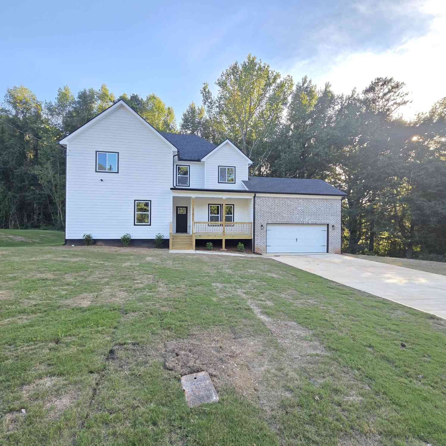Homes For Sale - 1013 South Gordon Road<br/> Austell, GA 30168