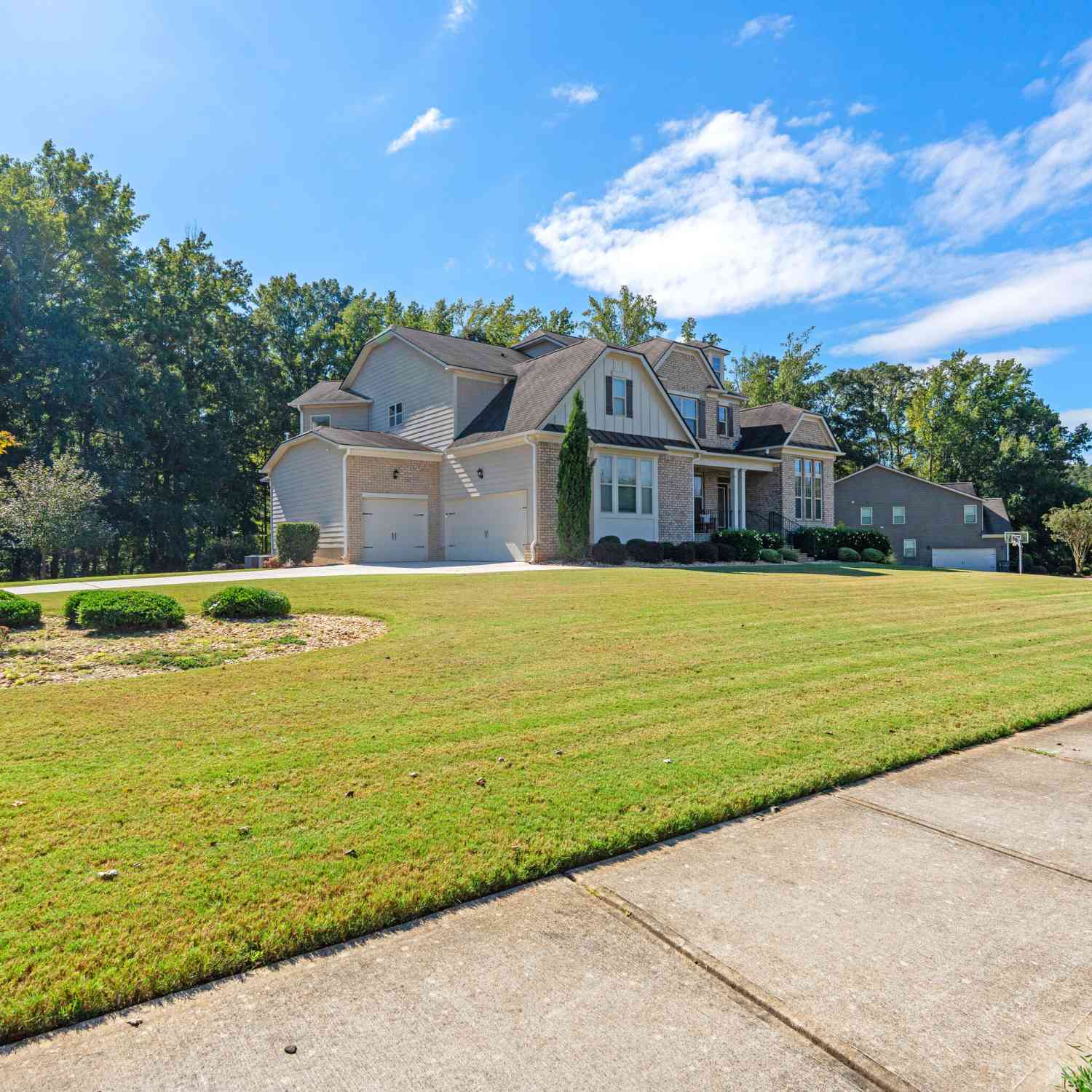 Homes For Sale - 125 Bergen Drive<br/> Fayette County, Fayetteville, GA 30215