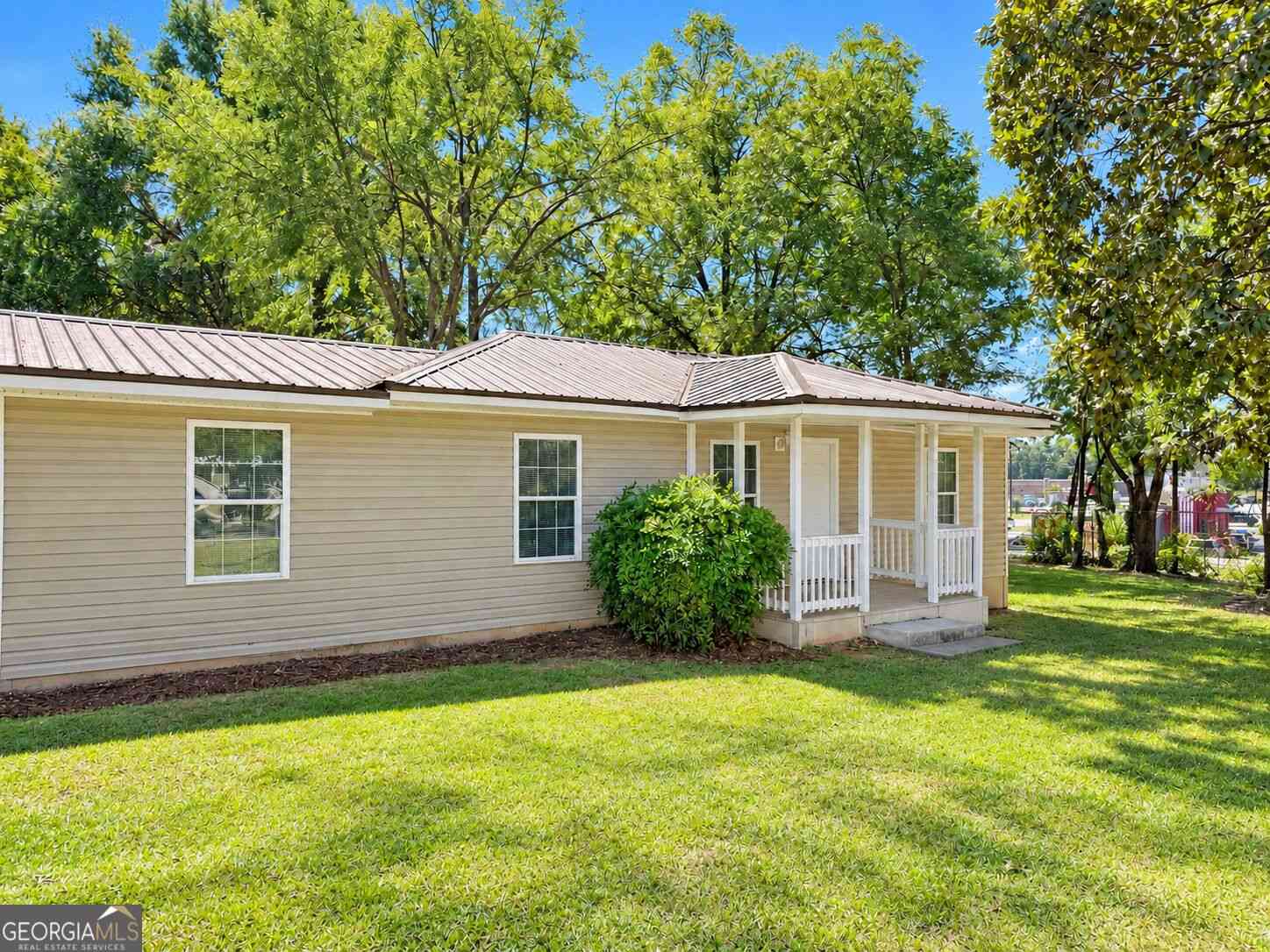 Homes For Sale - 1230 Harris Street<br/> Milledgeville, GA 31061