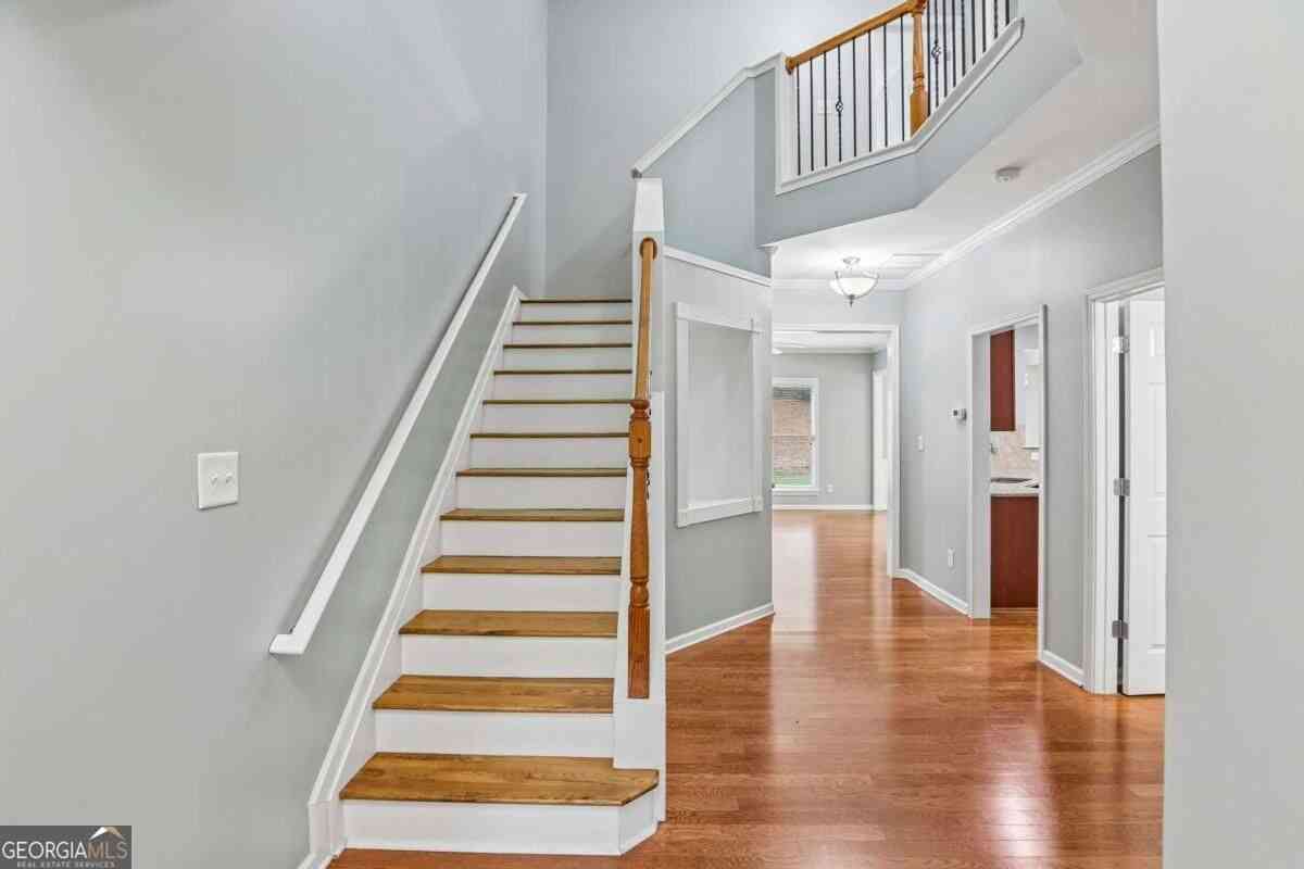 Townhouse For Sale - 1370 Winshire Cove<br/> Alpharetta, GA 30004