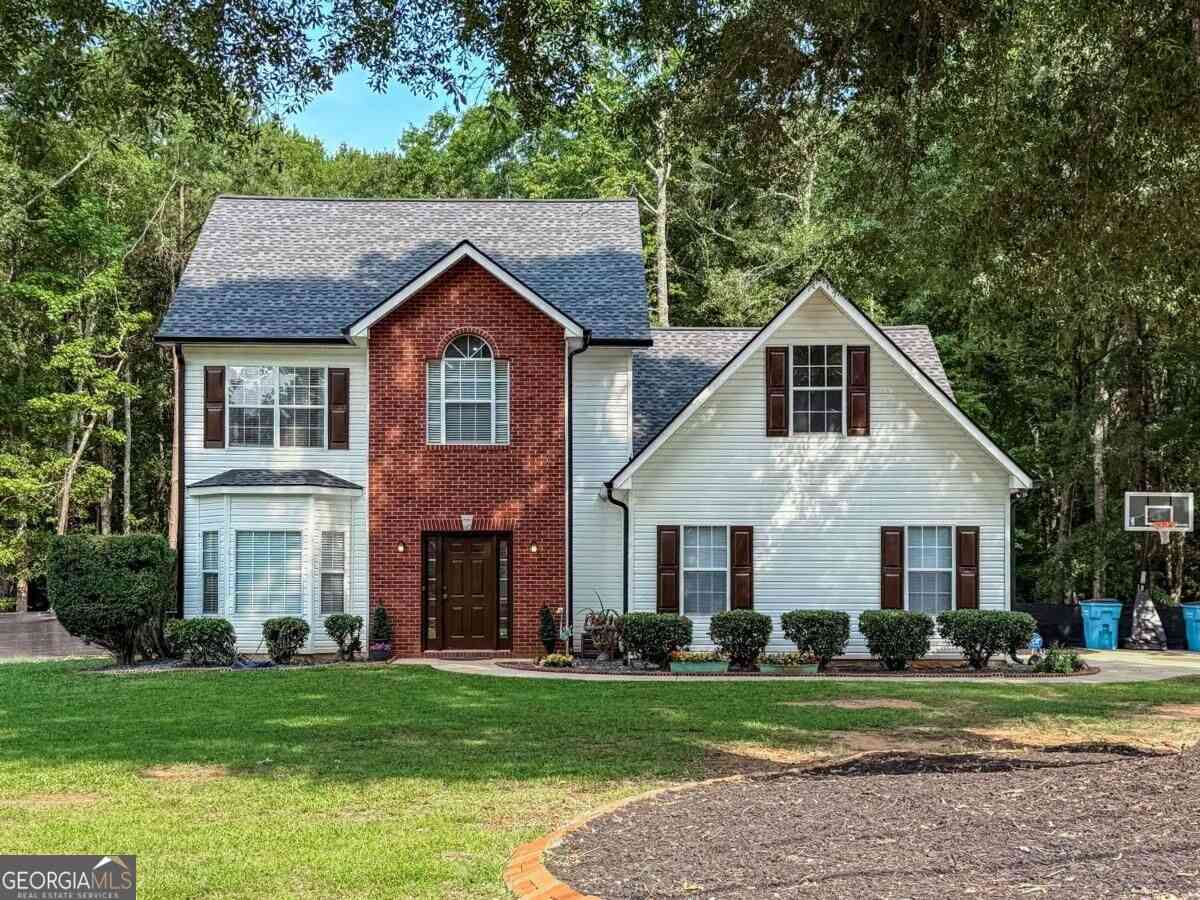 Homes For Sale - 105 Avalon Drive<br/> Henry County, Mcdonough, GA 30252