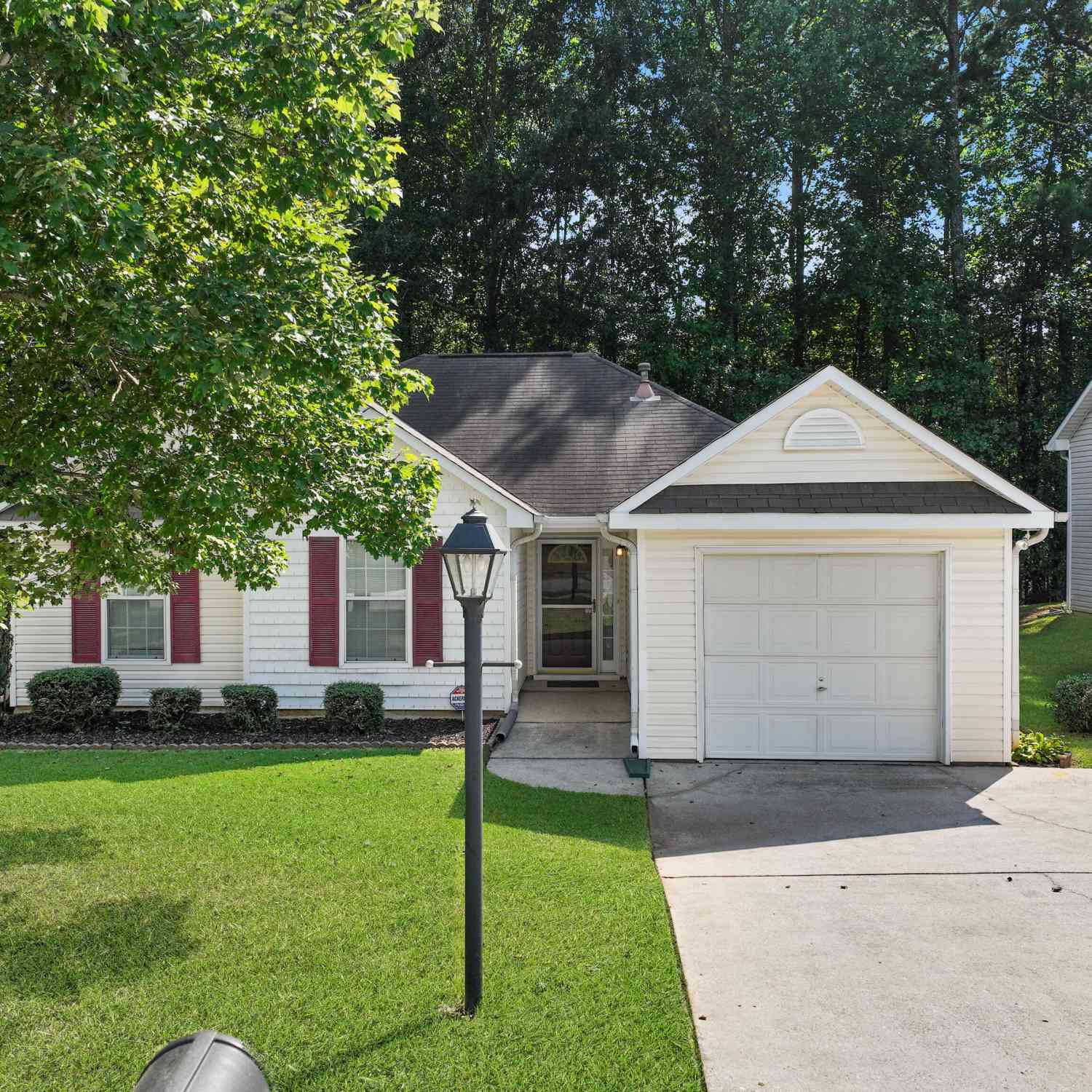 Homes For Sale - 203 Misty Ridge Trail<br/> Henry County, Stockbridge, GA 30281