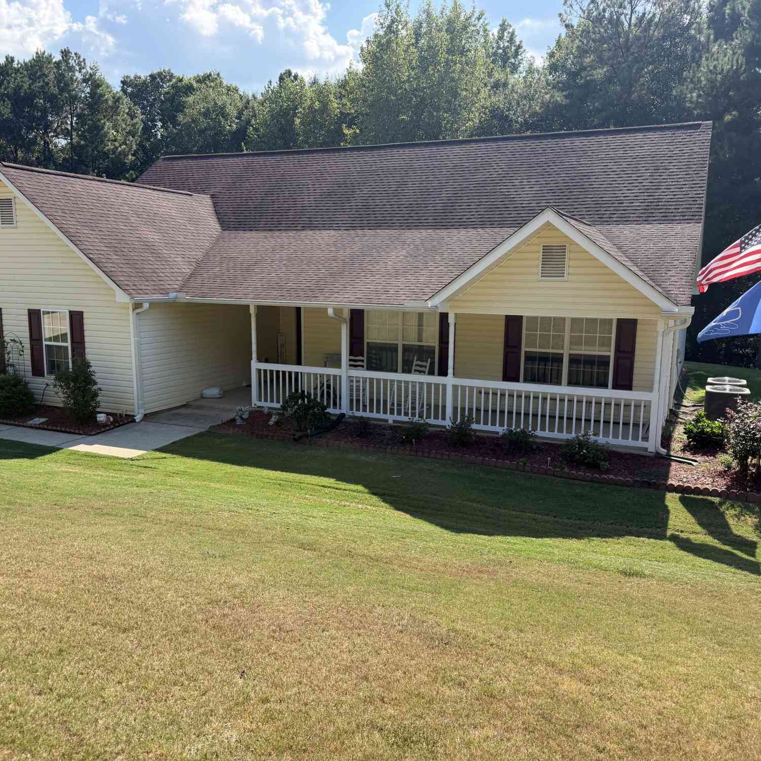 Homes For Sale - 406 Arrowhatchee Drive<br/> Winder, GA 30680