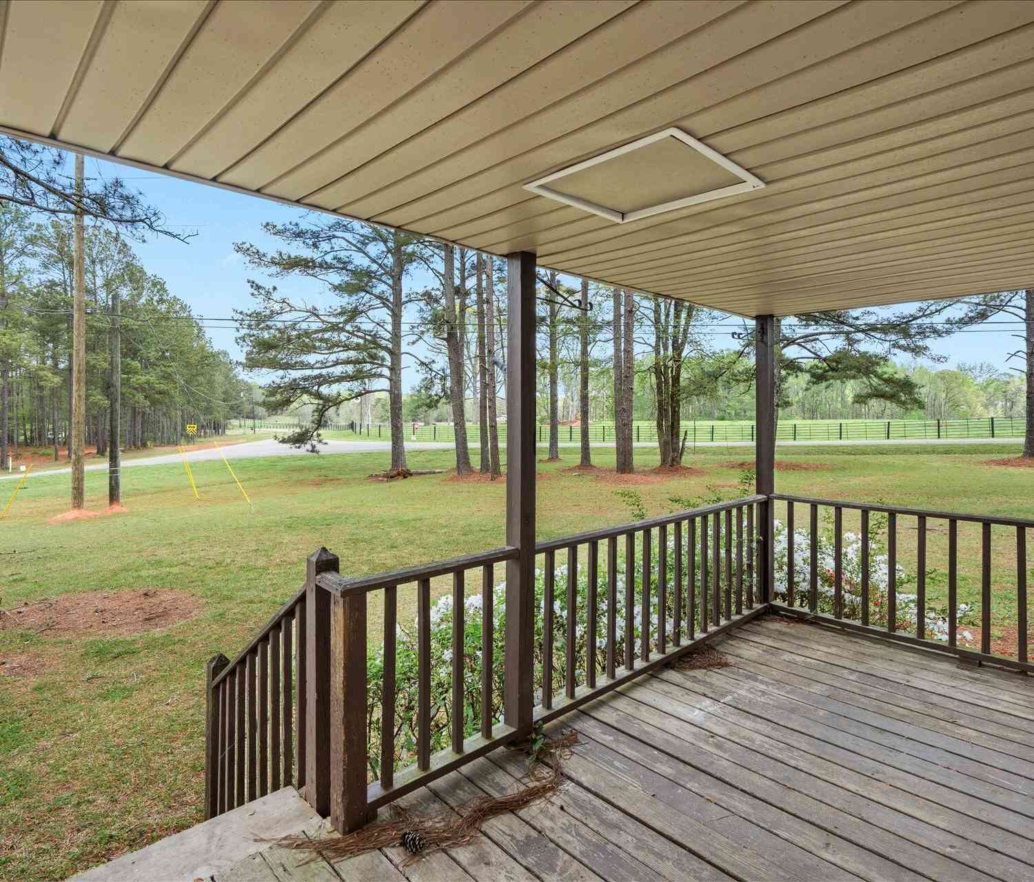 Homes For Sale - 2075 Louina Road<br/> Randolph County, Roanoke, AL 36274