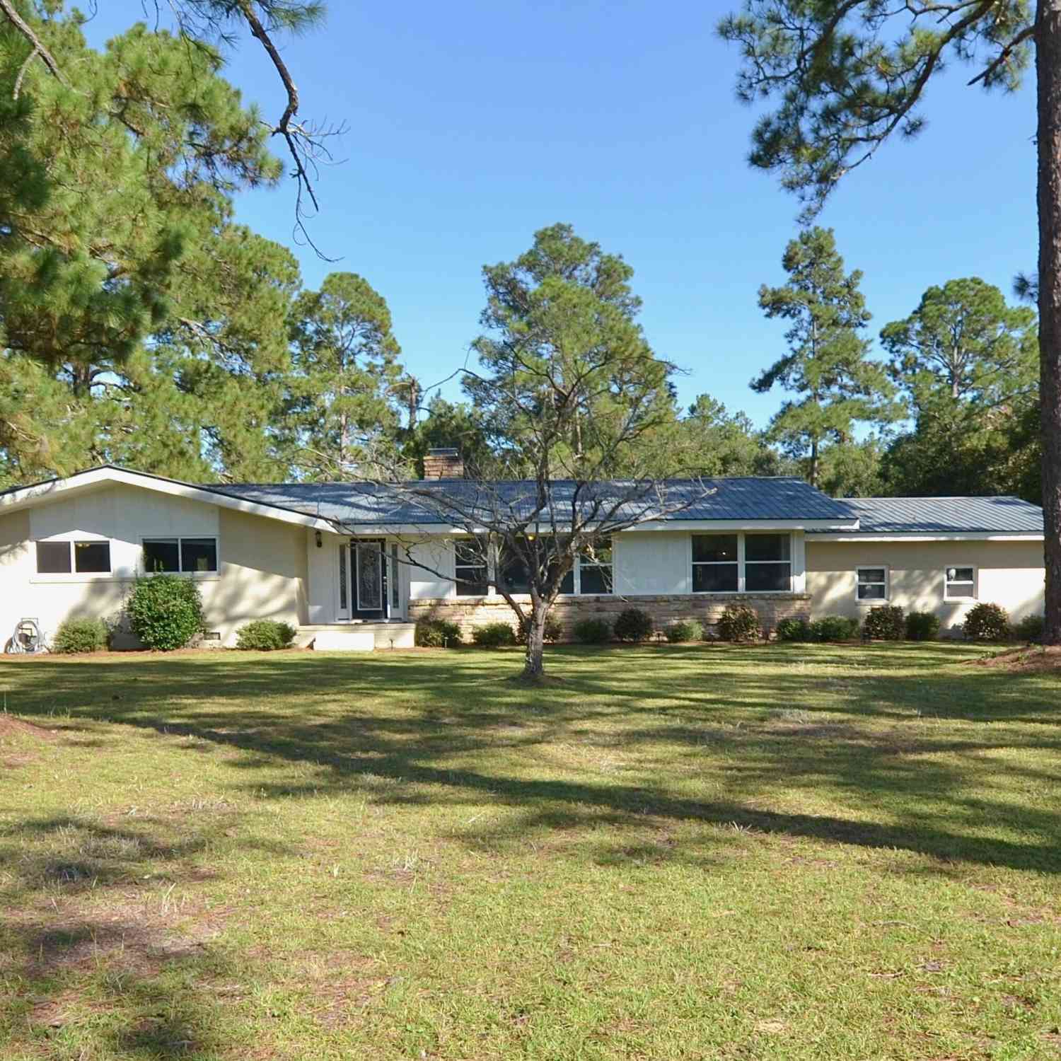 Homes For Sale - 626 Dublin Highway<br/> Eastman, GA 31023