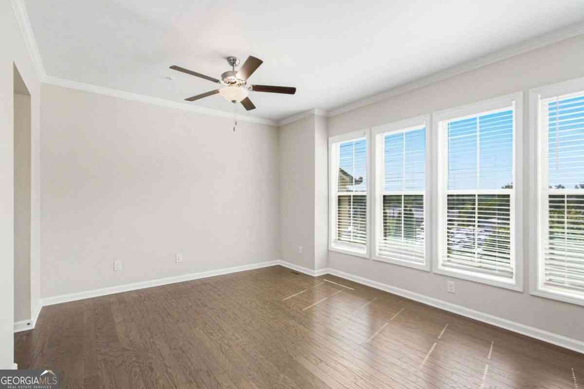 Townhouse For Sale - 402 Montclair Court<br/> Cherokee County, Woodstock, GA 30188