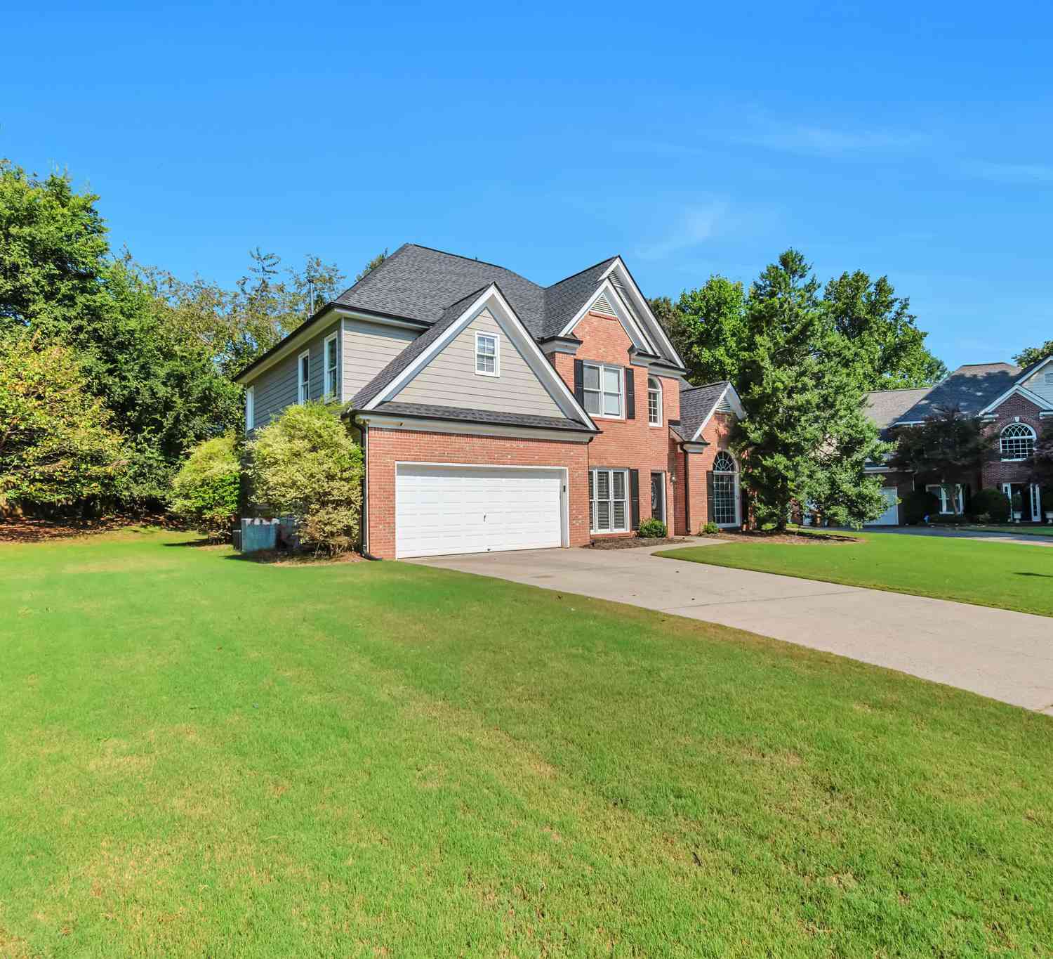 Homes For Sale - 875 Cedar Creek Drive<br/> Forsyth County, Suwanee, GA 30024