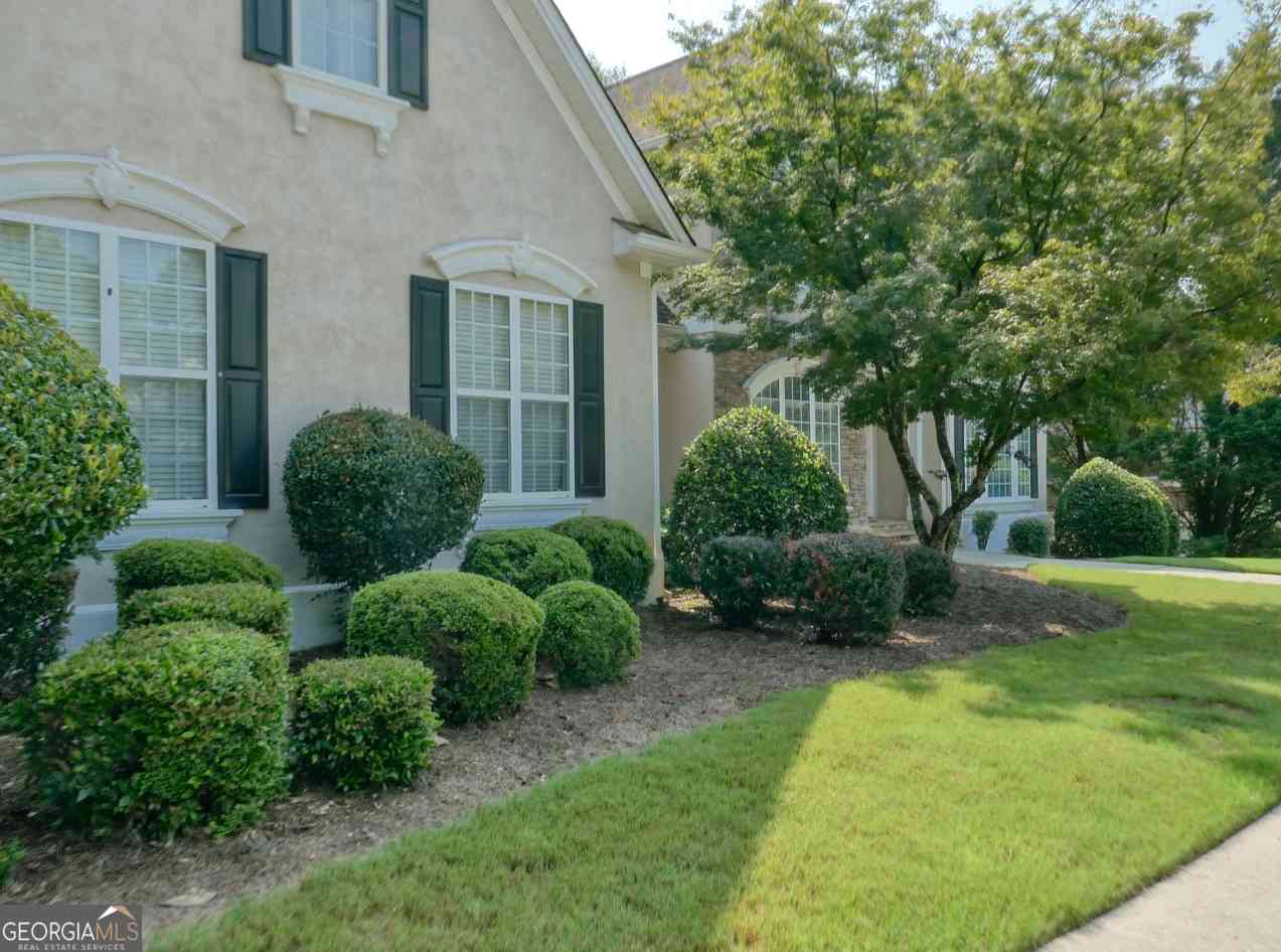 Homes For Sale - 124 Somerset Hills<br/> McDonough, GA 30253