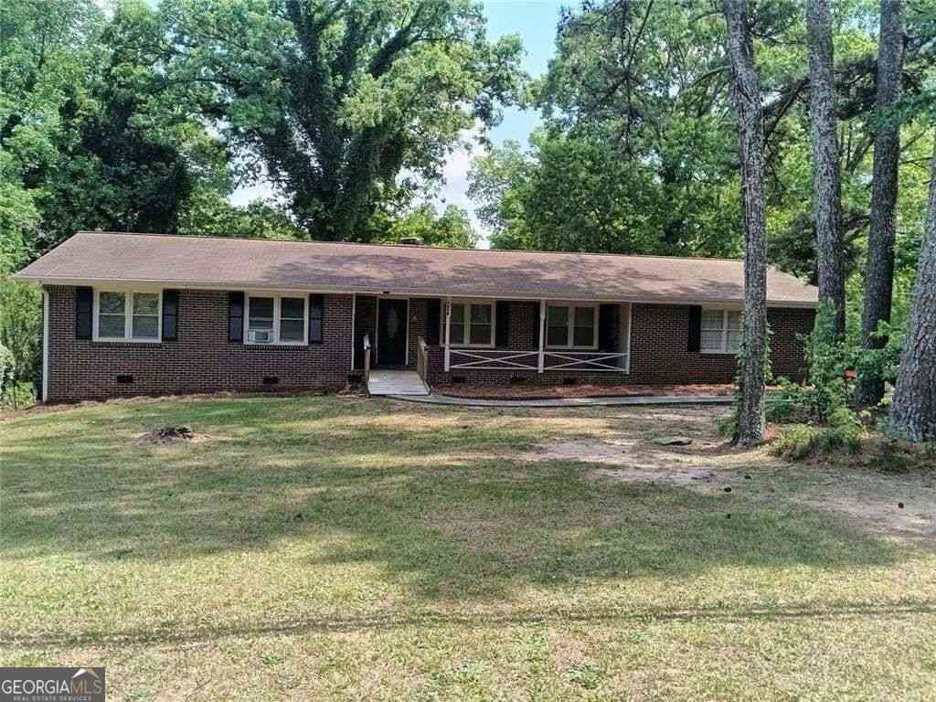 Homes For Sale - 524 Rowland Road<br/> Stone Mountain, GA 30083