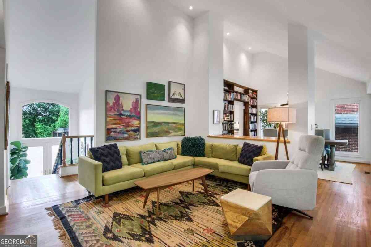 Homes For Sale - 925 Highland Terrace NE<br/> Atlanta, GA 30306
