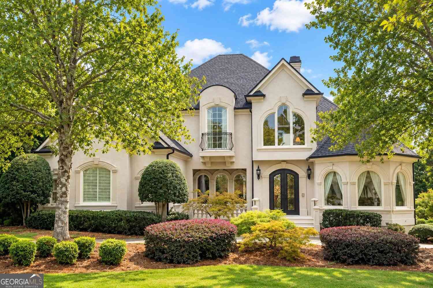 Homes For Sale - 401 Black Diamond Court<br/> Johns Creek, GA 30097