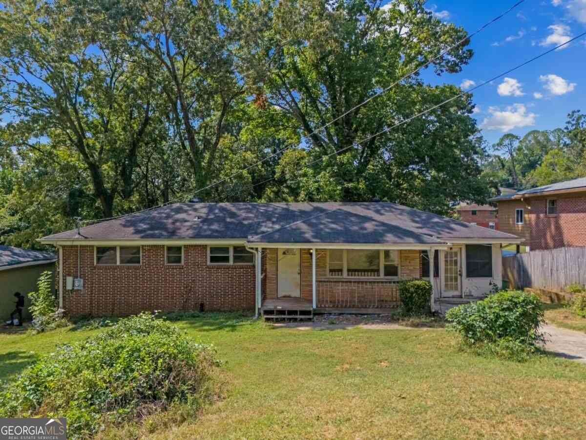 Homes For Sale - 2967 Toney Drive<br/> Dekalb County, Decatur, GA 30032