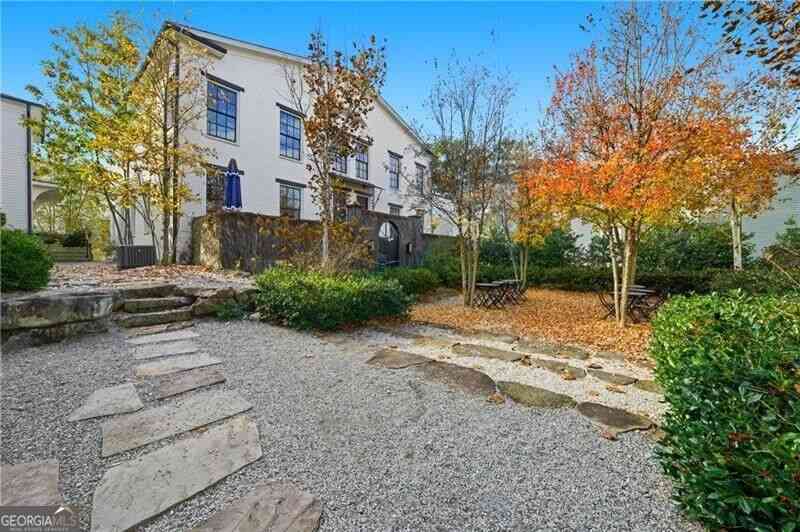 Townhouse For Sale - 2061 Telfair Circle NE<br/> Atlanta, GA 30324