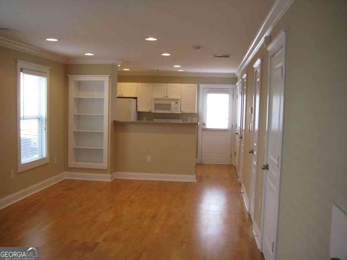 Condo For Sale - 490 Barnett Shoals Road #242<br/> Clarke County, Athens, GA 30605