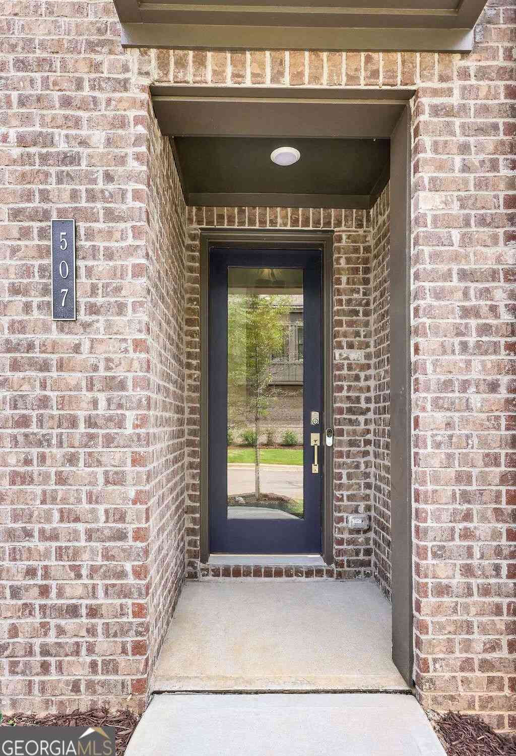 Townhouse For Sale - 507 Red Clay Farm Lane<br/> Suwanee, GA 30024
