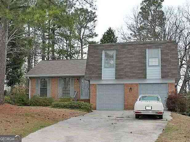 Homes For Sale - 4532 King Lear Drive<br/> Dekalb County, Stone Mountain, GA 30083
