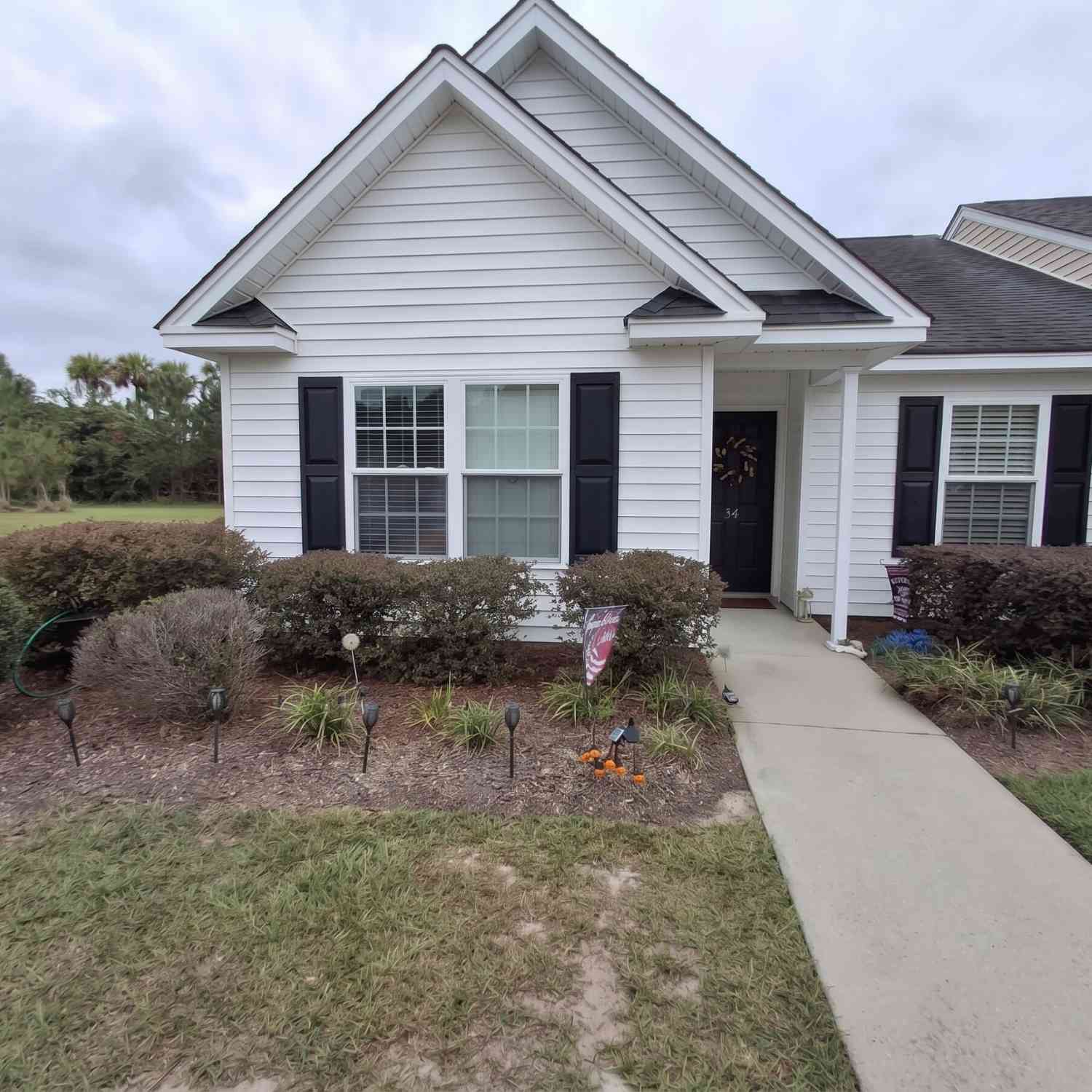 Townhouse For Sale - 34 Rivermoor Court<br/> Savannah, GA 31407
