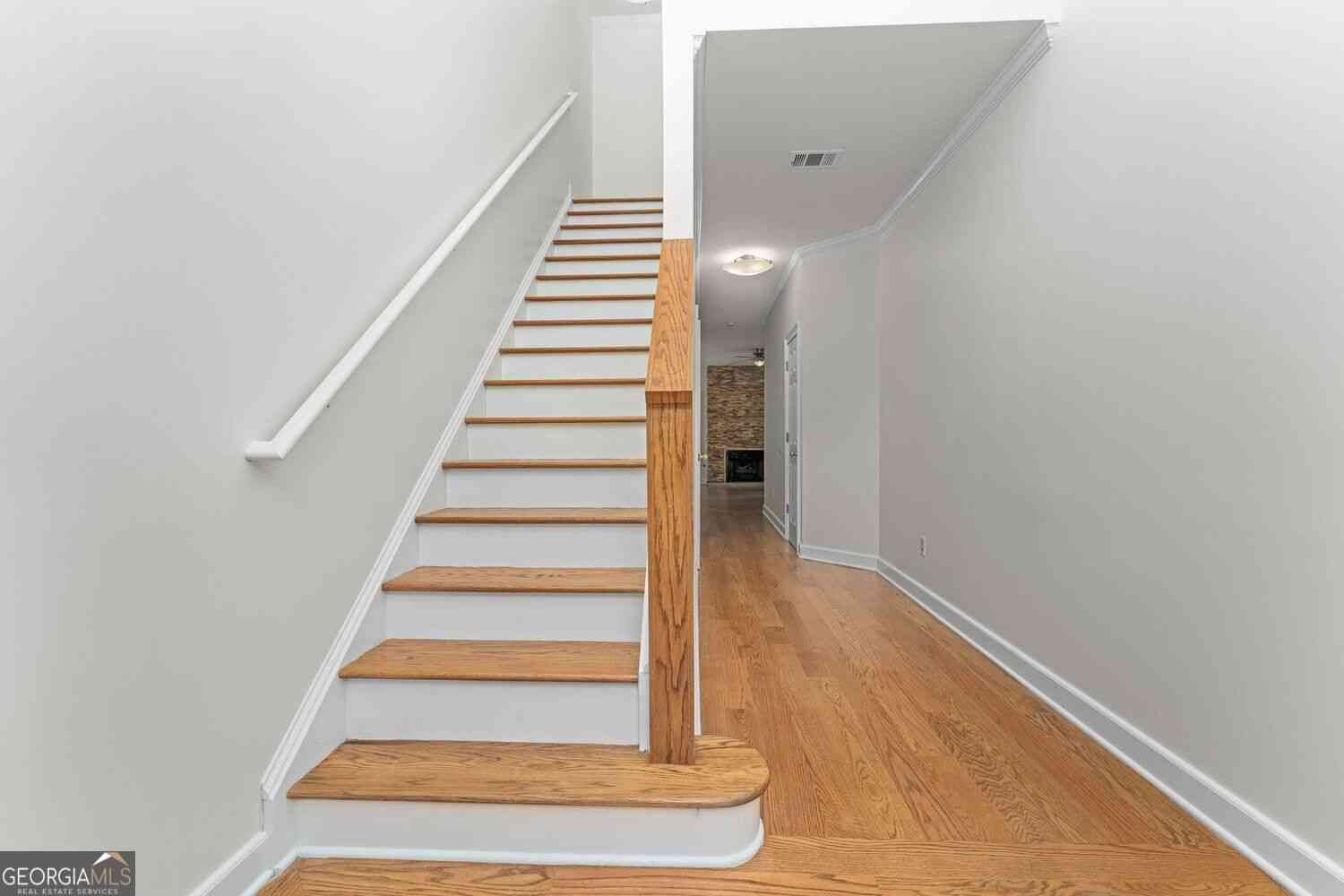 Townhouse For Sale - 4150 Rogers Creek Court<br/> Duluth, GA 30096