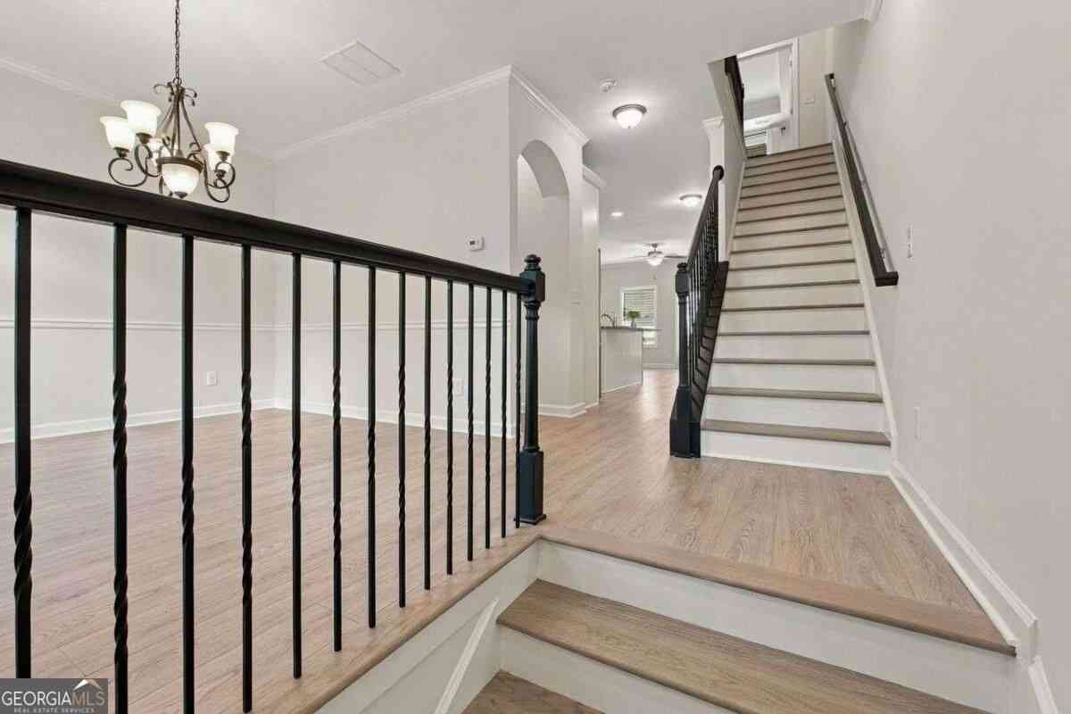 Townhouse For Sale - 7430 Highland Bluff<br/> Sandy Springs, GA 30328