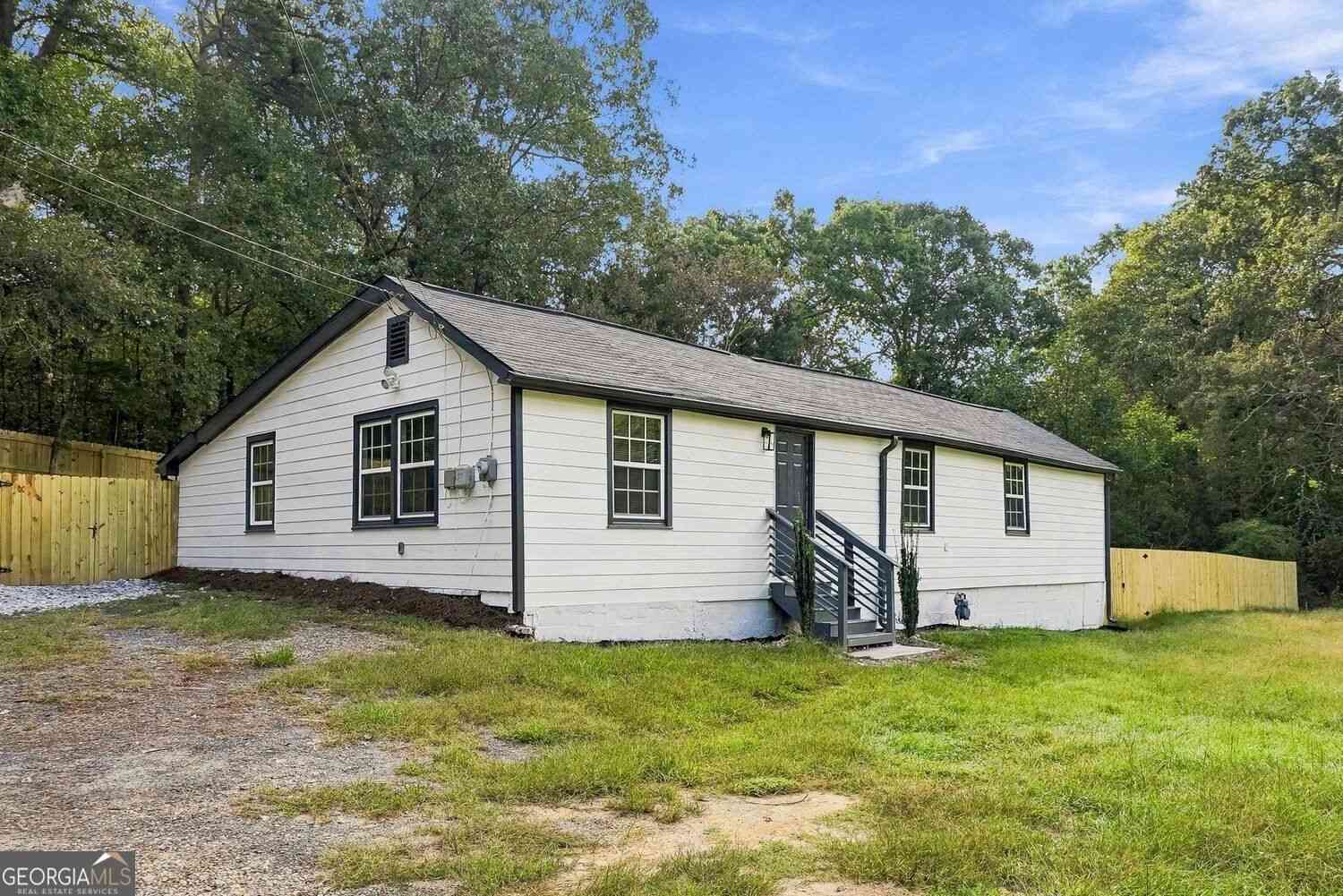 Homes For Sale - 6730 Old Beulah Road<br/> Lithia Springs, GA 30122