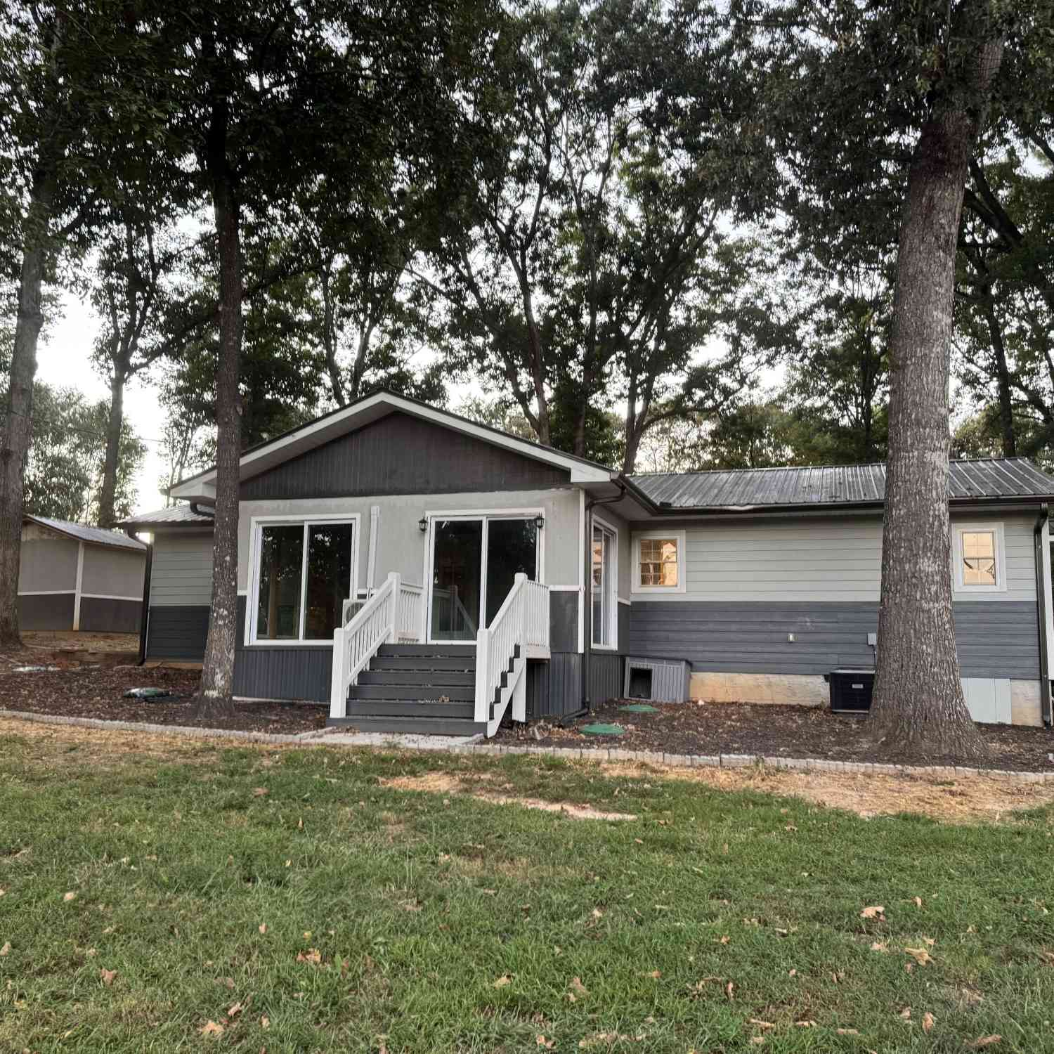 Homes For Sale - 1595 N Fairview Road<br/> Lavonia, GA 30553
