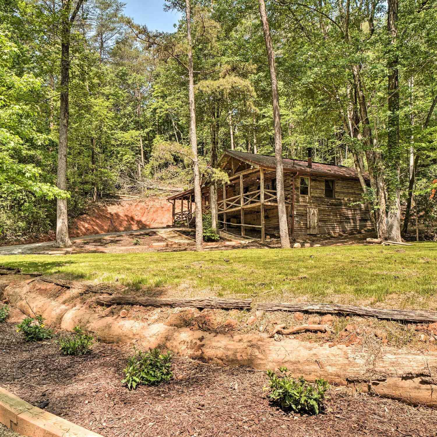 Homes For Sale - 2183 Chimney Mountain Road<br/> Sautee Nacoochee, GA 30571