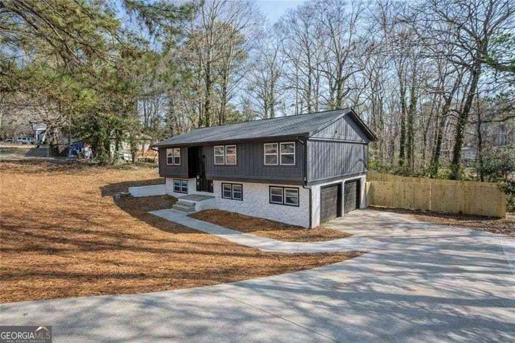 Homes For Sale - 2360 S Hairston Road<br/> Decatur, GA 30035