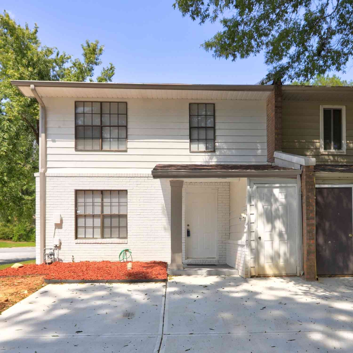 Townhouse For Sale - 738 Dunaire Way<br/> Jonesboro, GA 30238