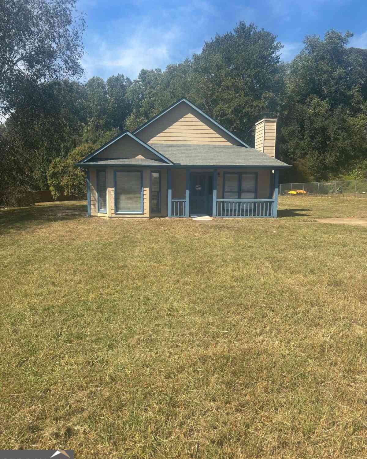 Homes For Sale - 611 Warren Way<br/> Winder, GA 30680