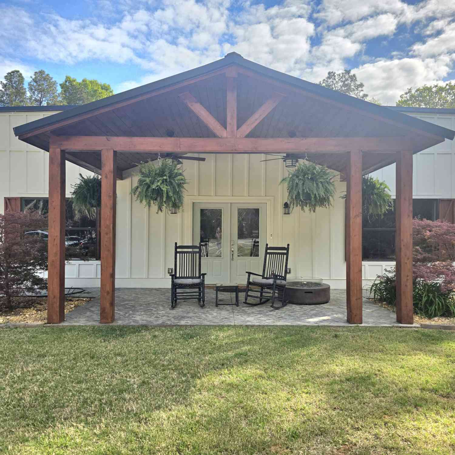 Homes For Sale - 3060 Eatonton Road<br/> Madison, GA 30650