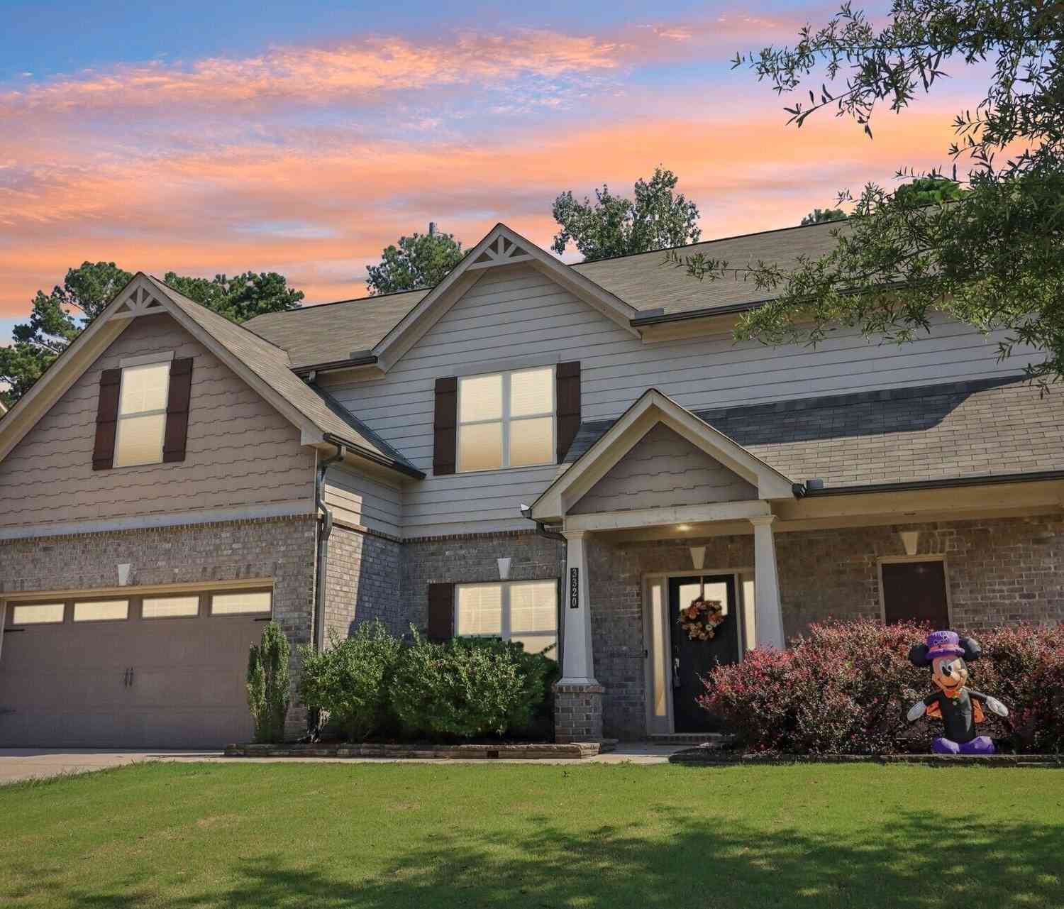 Homes For Sale - 3320 Mulberry Cove Way<br/> Auburn, GA 30011