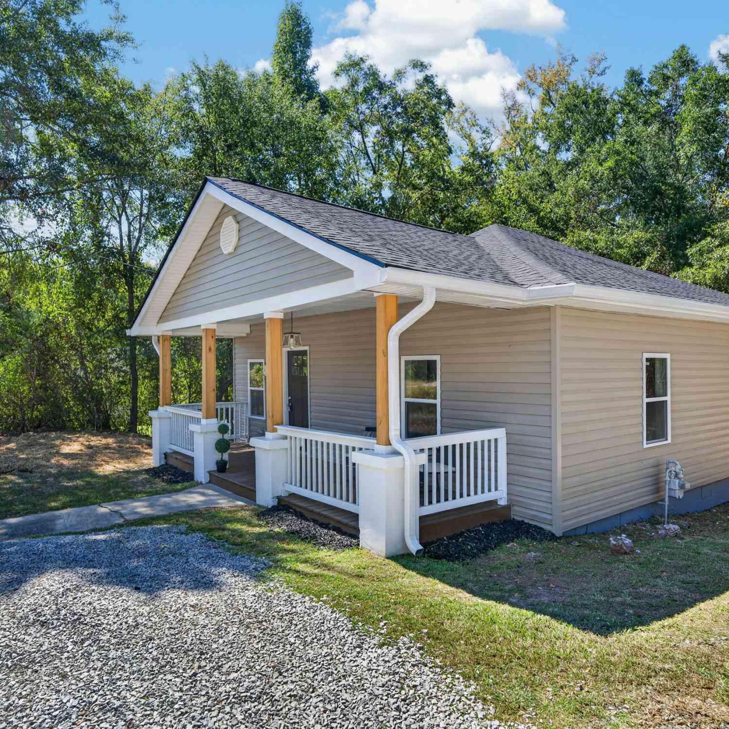 Homes For Sale - 2245 Irwinton Road<br/> Milledgeville, GA 31061