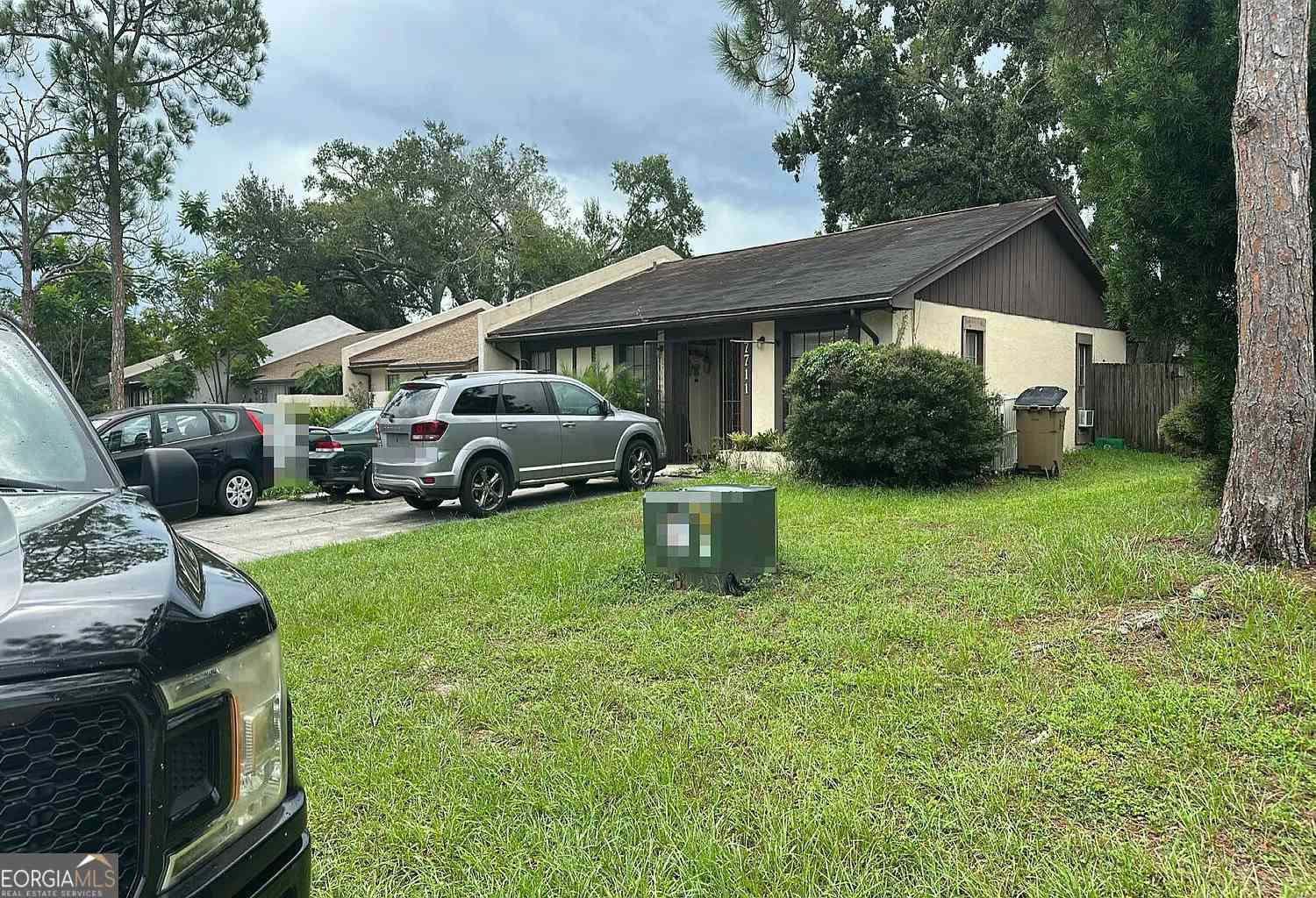 Townhouse For Sale - 7711 Glades Court<br/> Hillsborough County, Temple Terrace, FL 33637