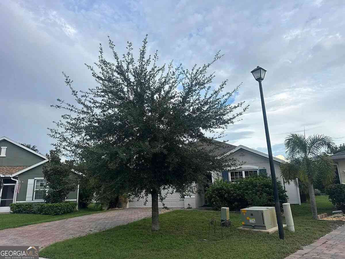 Homes For Sale - 28076 Arrowhead Circle<br/> Punta Gorda, FL 33982