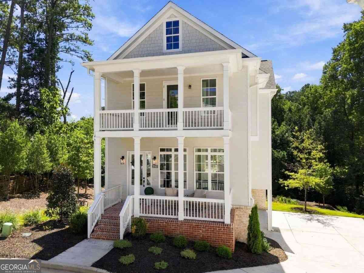 Homes For Sale - 3060 Kara Court<br/> Roswell, GA 30076